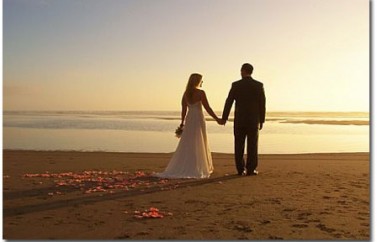 beach wedding1 377x242